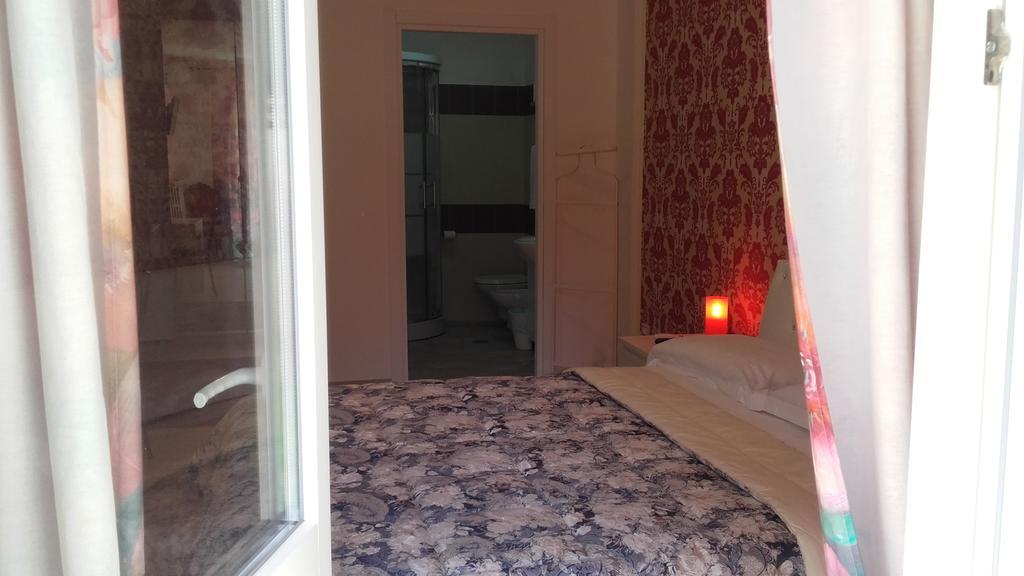 Le Tre Rose Bed & Breakfast Casamassima Exterior photo